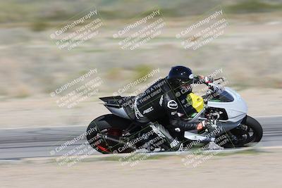 media/Jan-15-2026-Racers Edge (Thu) [[dfebeb70ab]]/2-A Group/Session 3 (Turn 15 Inside Pans)/